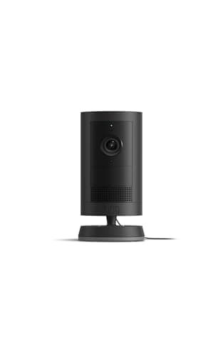 Presentamos la Cámara para exteriores con enchufe Ring Plus: Video 2K gran angular con Ring Vision, visión nocturna a todo color con poca luz, versatilidad para montar en cualquier lugar. Negra