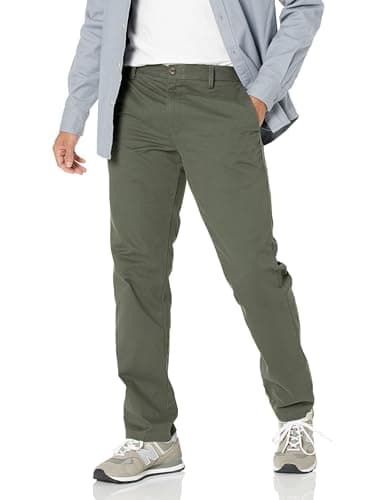 Amazon Essentials - Pantalones chinos para hombre con corte ajustado, resistentes a las arrugas, sin pinzas, color oliva, 30 de ancho x 32 de largo